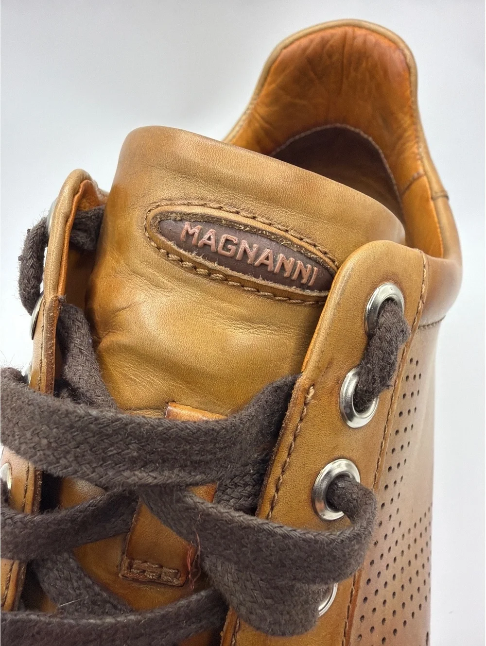 Magnanni Men's Brown Leather Casual Sneakers Size 9.5
